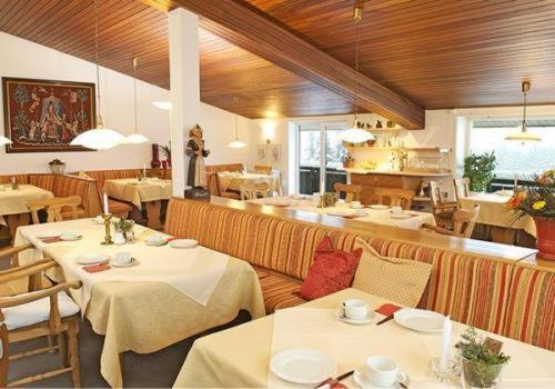 Landhotel Herzberger Garni Zimmer & Ferienwohnungen Scheidegg Dış mekan fotoğraf